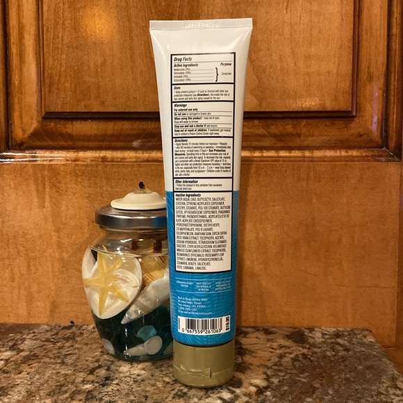 SPF 50 “At The Beach” Sunscreen Lotion by BBW, 6-fl oz / 177 mL, NEW w/ Tag - Picture 6 of 9